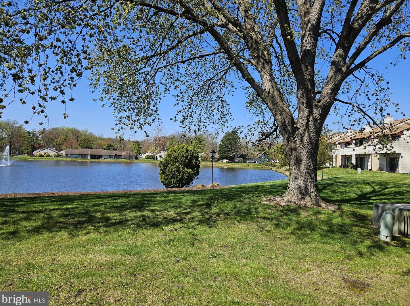 22 Daisy Ln, Mount Laurel NJ  08054-2579 exterior