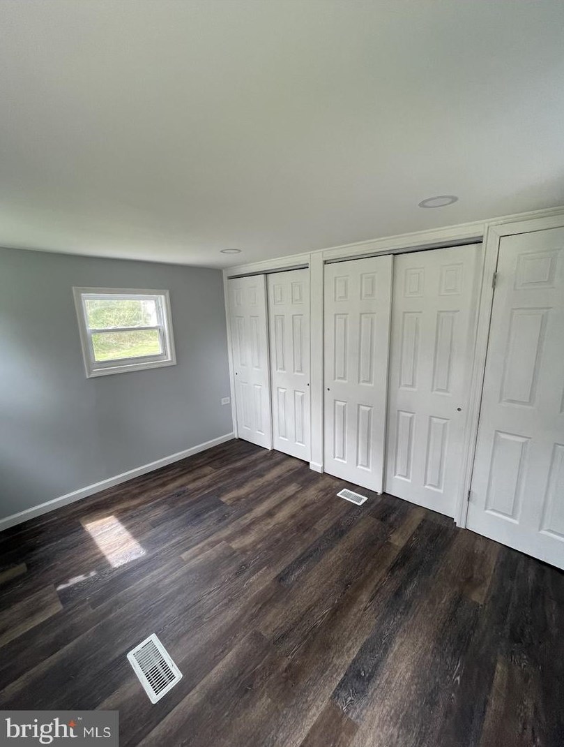 18 Edgewood Pl, Southampton NJ  08088-1610 exterior