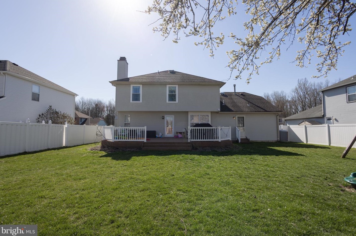 42 Michaelson Dr, Mount Laurel NJ  08054-1356 exterior