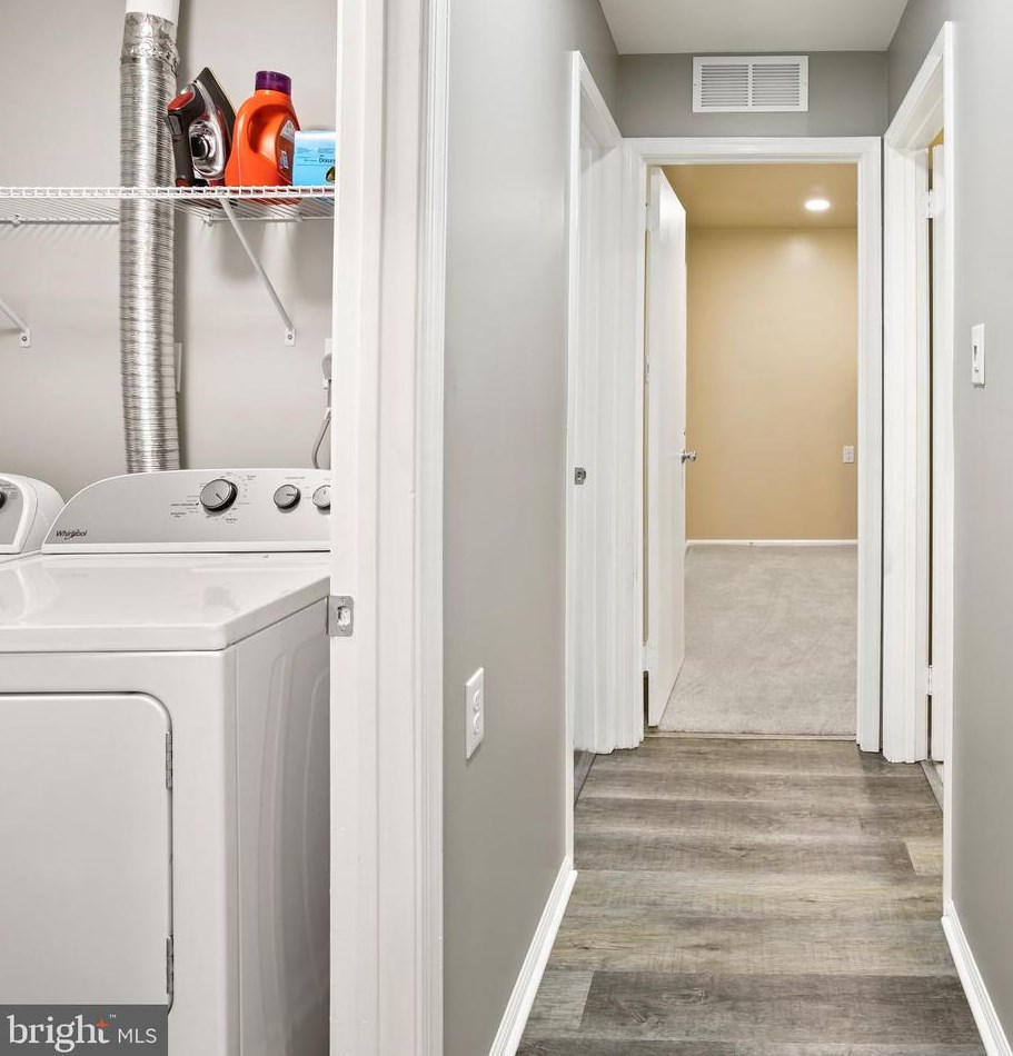 226 Thornwood Dr, Mount Laurel NJ  08054-1812 exterior