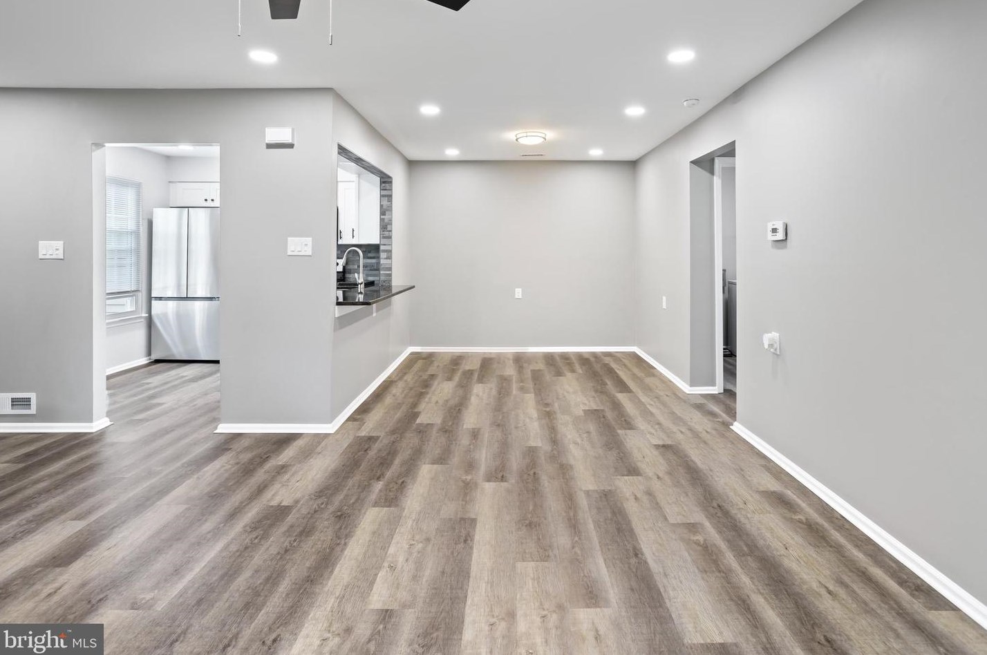 226 Thornwood Dr, Mount Laurel NJ  08054-1812 exterior