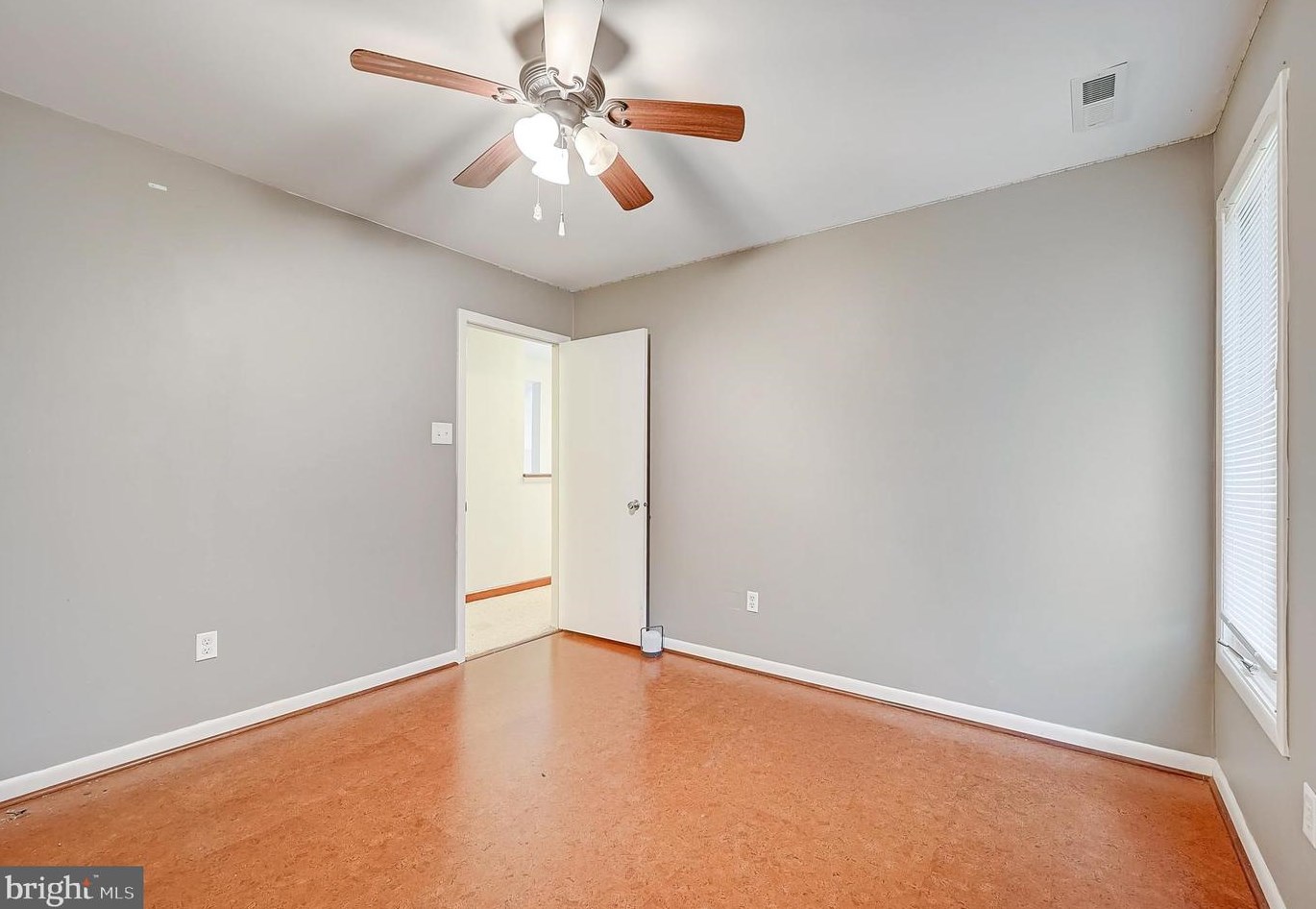 111 Bentley Dr, Mount Laurel NJ  08054-4502 exterior