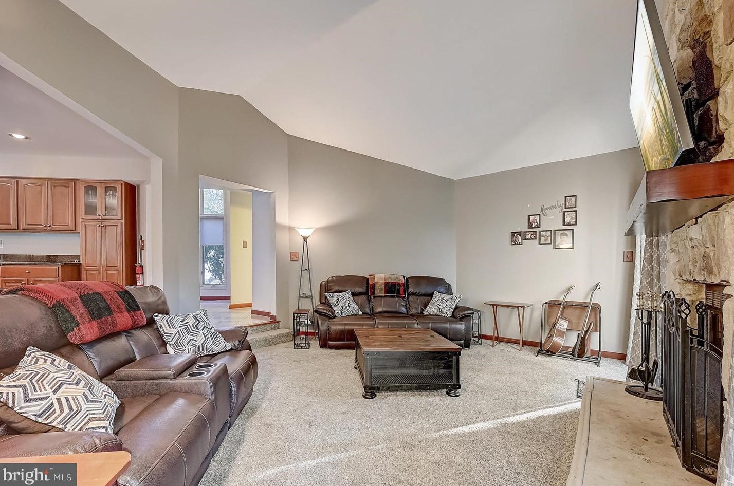 111 Bentley Dr, Mount Laurel NJ  08054-4502 exterior