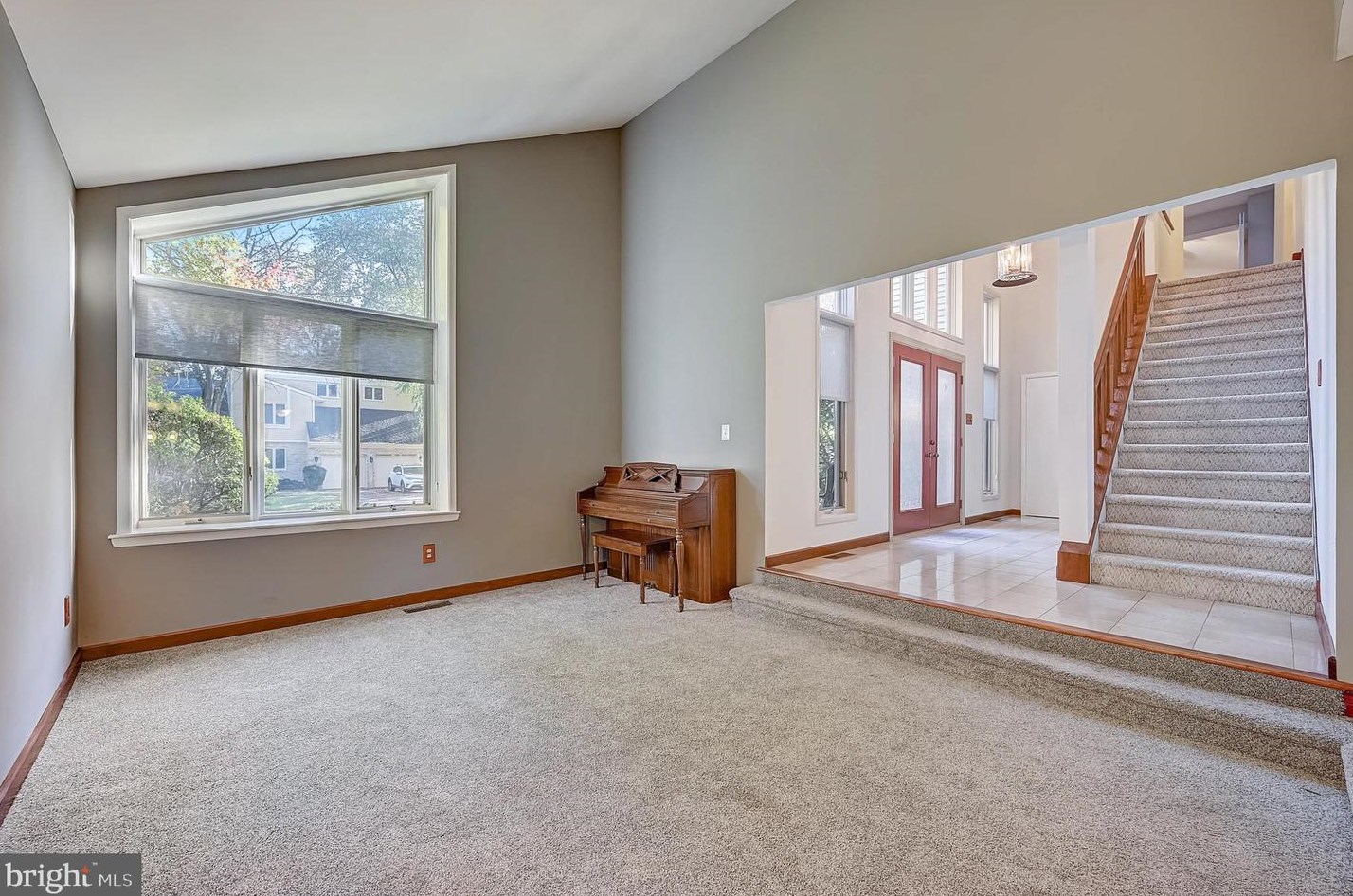 111 Bentley Dr, Mount Laurel NJ  08054-4502 exterior