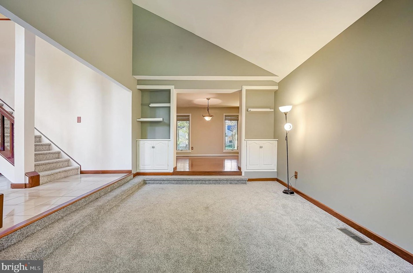 111 Bentley Dr, Mount Laurel NJ  08054-4502 exterior