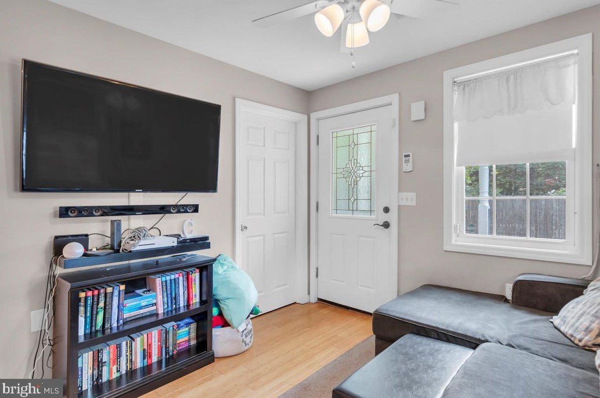 101 Crestmont Ter, Mount Laurel NJ  08054-9711 exterior