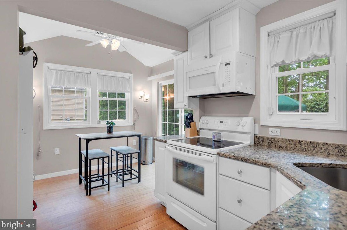 101 Crestmont Ter, Mount Laurel NJ  08054-9711 exterior