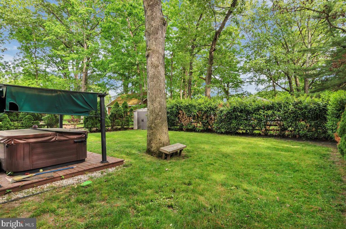 101 Crestmont Ter, Mount Laurel NJ  08054-9711 exterior