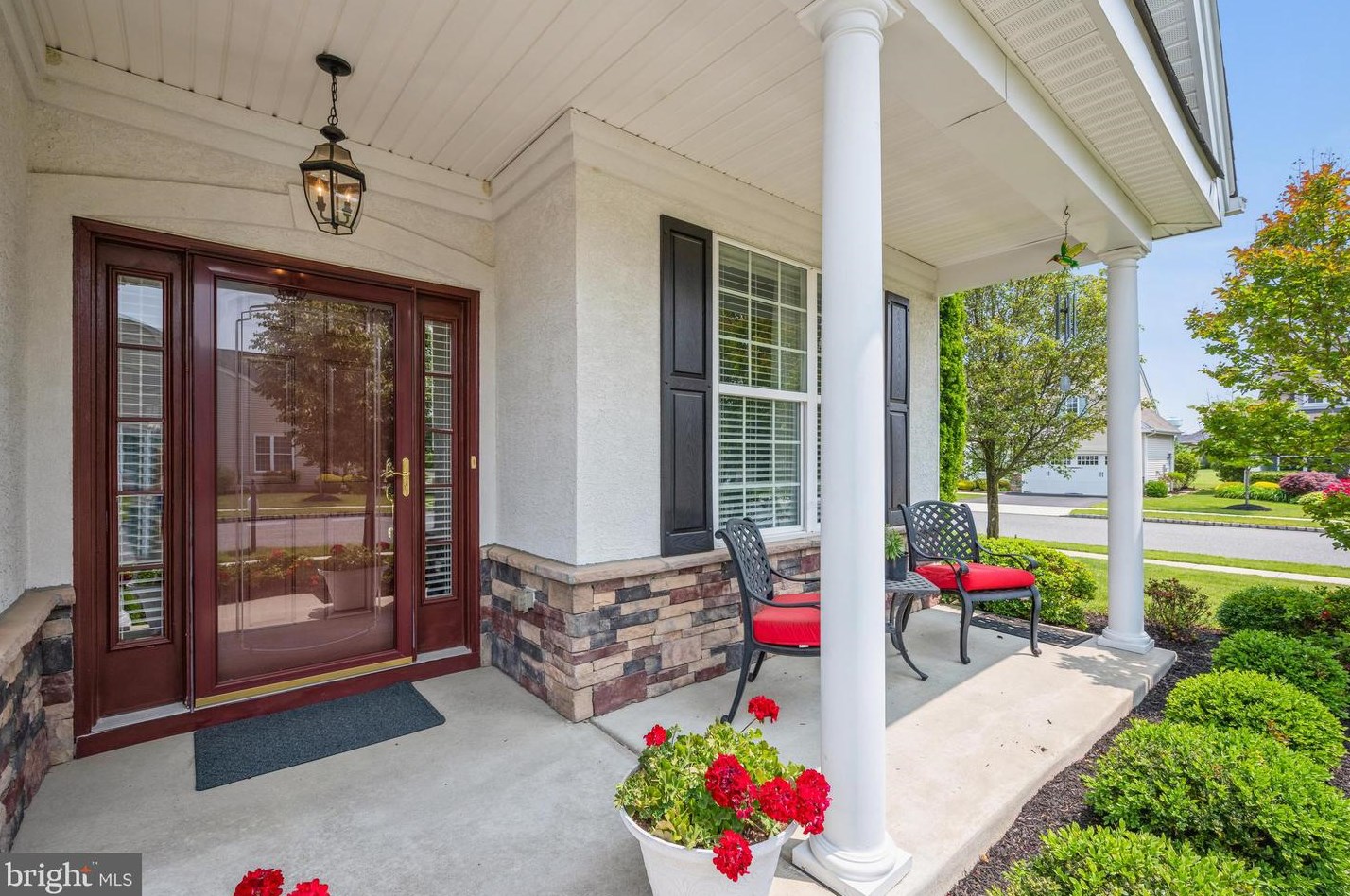 2 Windyknoll Ct, Medford NJ  08055-4006 exterior