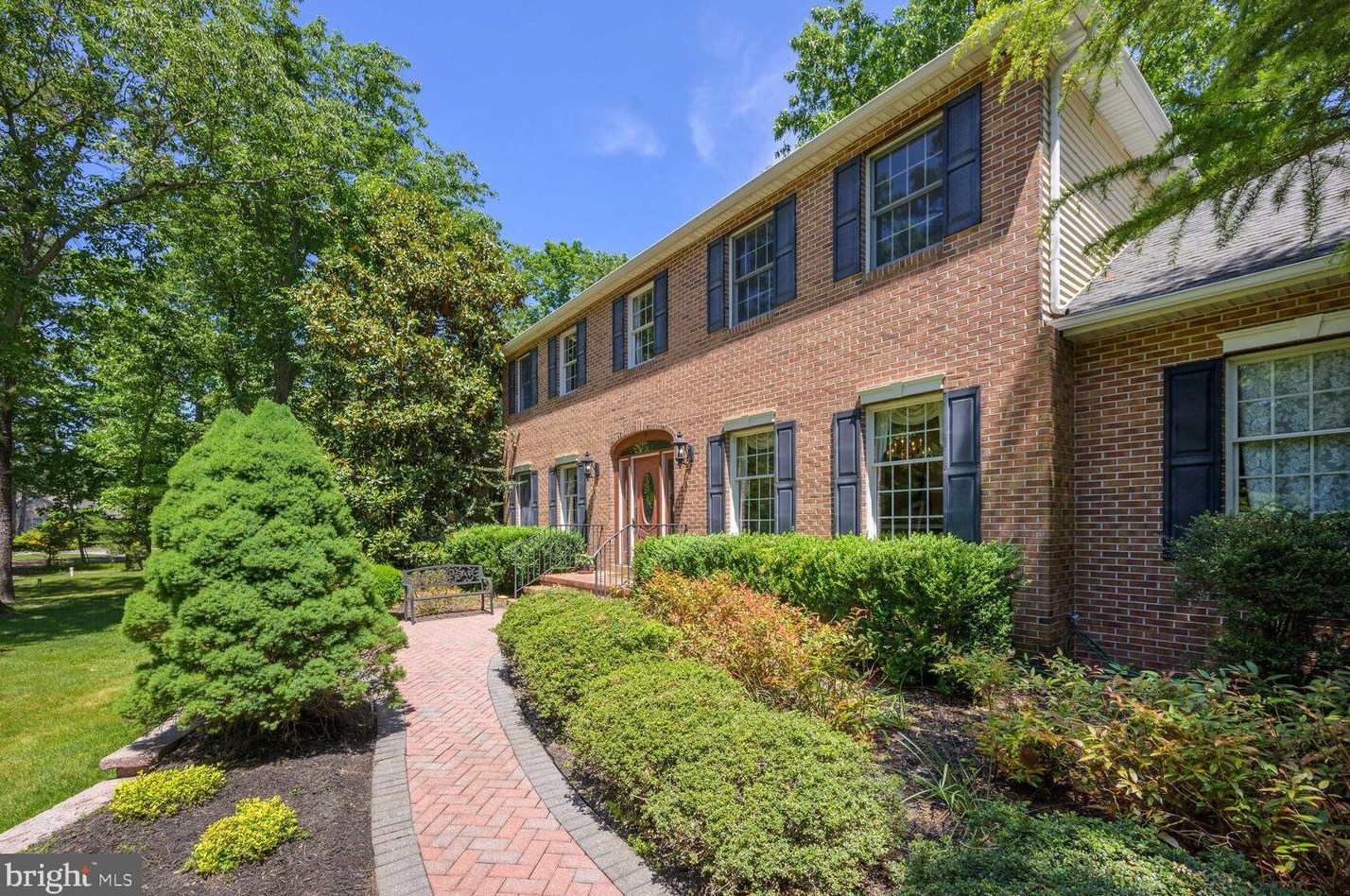 415 Mckendimen Rd, Medford NJ  08055-2000 exterior