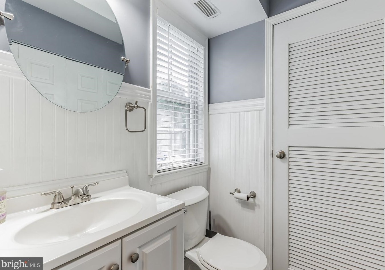 391 Inverness Ct, Mount Laurel NJ  08054-3726 exterior