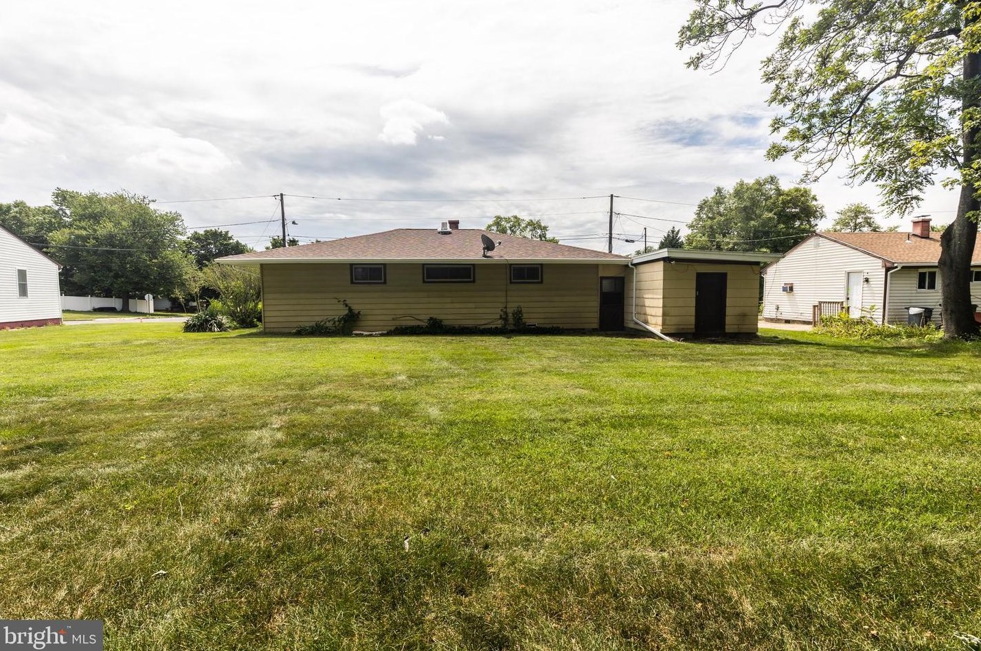 25 Lamont Rd, Burlington NJ exterior