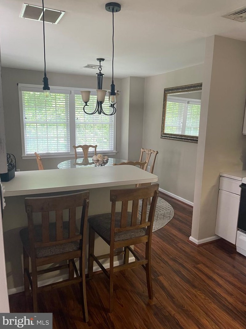 59 Eraser Rd, Moorestown NJ  08057-1673 exterior