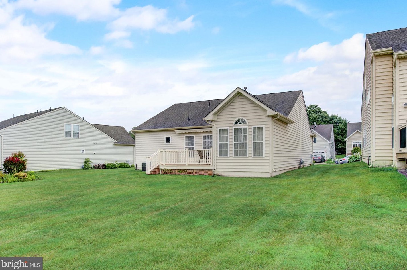 6 Simpkins Ln, Pemberton NJ 08068-1565 exterior