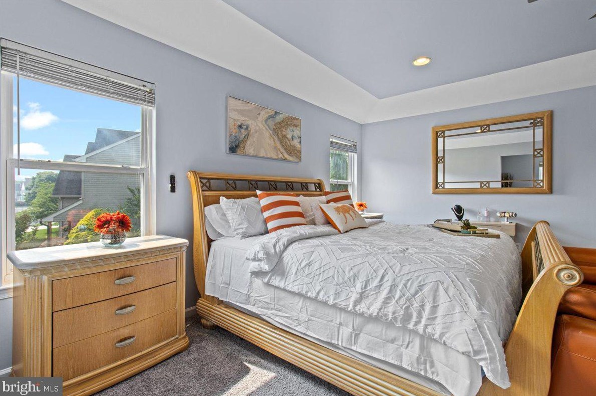 13 Goldspire Ln, Burlington NJ 08016-4357 exterior