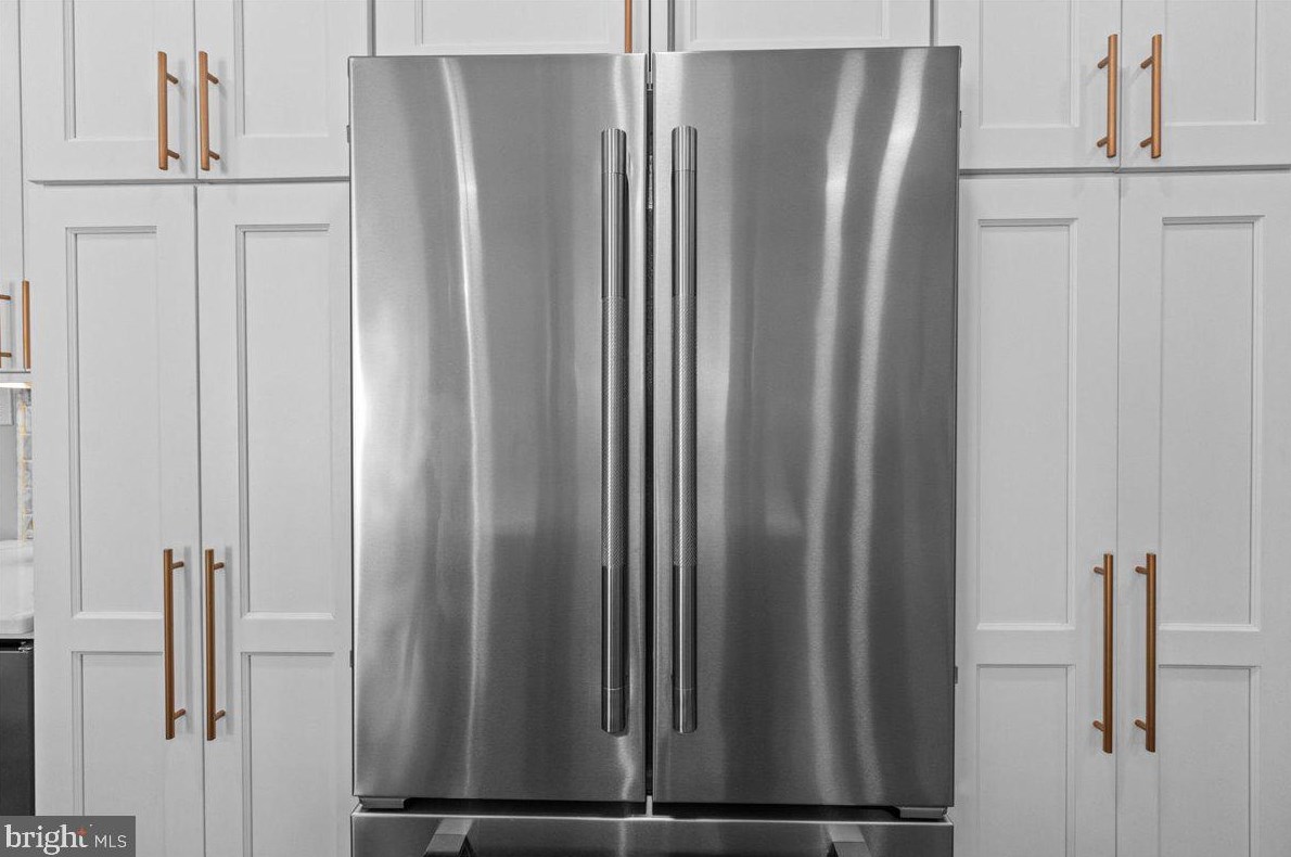 13 Goldspire Ln, Burlington NJ 08016-4357 exterior