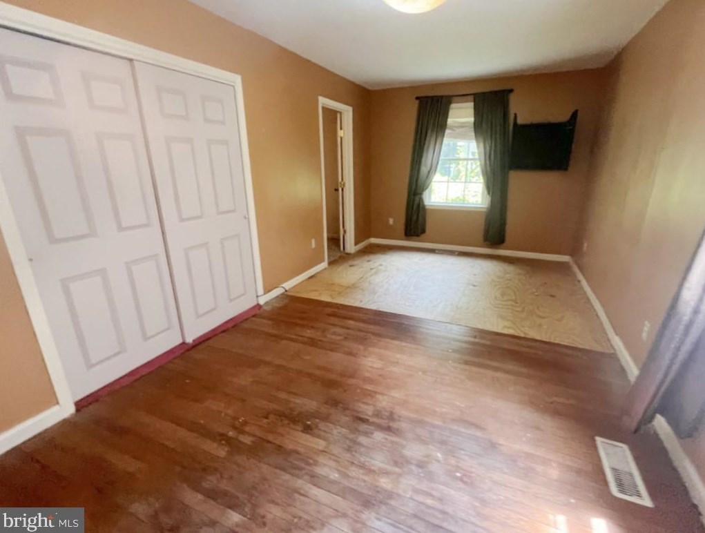 419 Church St, Moorestown NJ  08057-1742 exterior