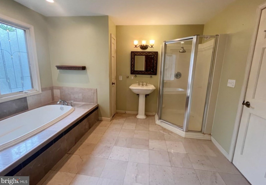 419 Church St, Moorestown NJ  08057-1742 exterior