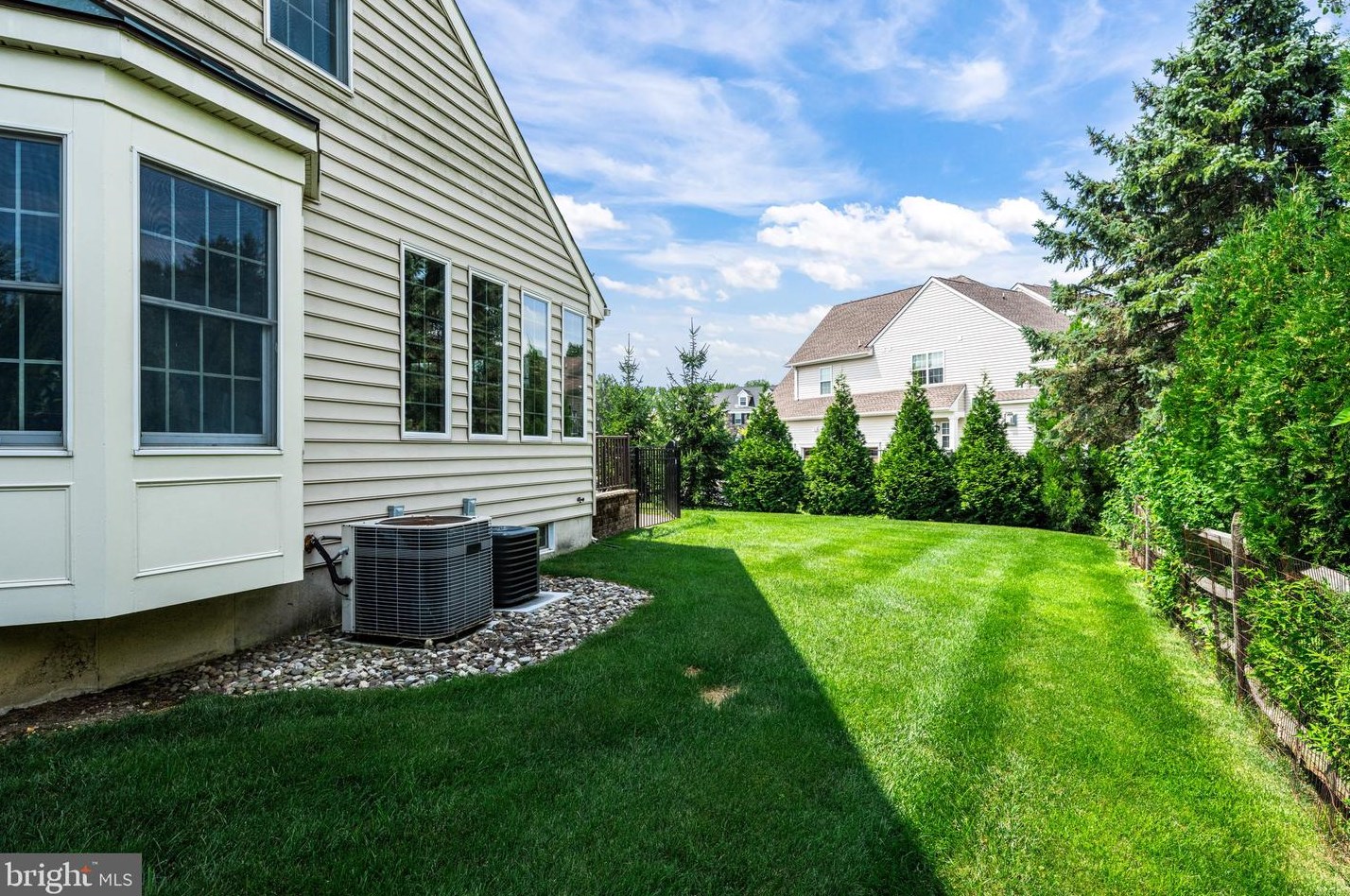 629 Windsock Way, Moorestown NJ exterior