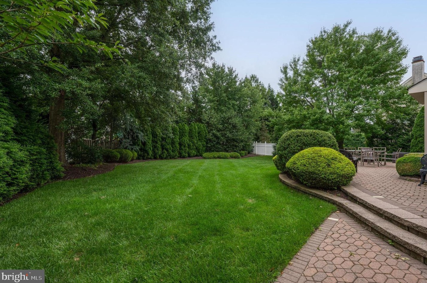 4 Swedes Ln, Moorestown NJ 08057-3841 exterior