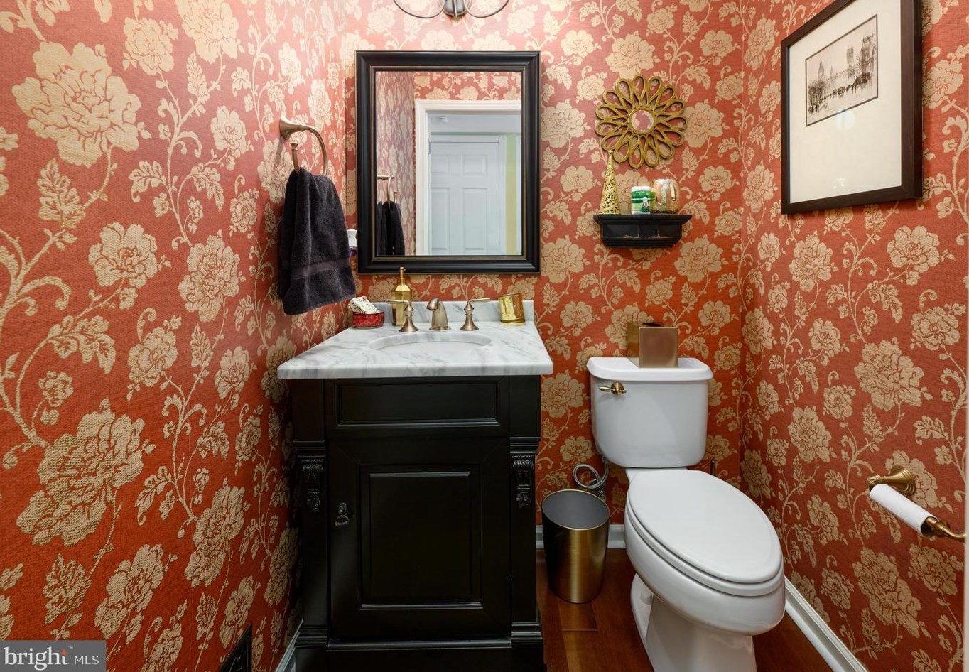 4 Swedes Ln, Moorestown NJ 08057-3841 exterior