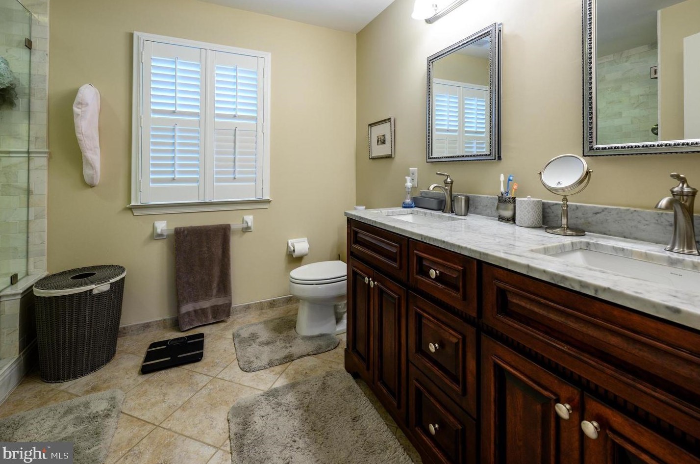 4 Swedes Ln, Moorestown NJ 08057-3841 exterior