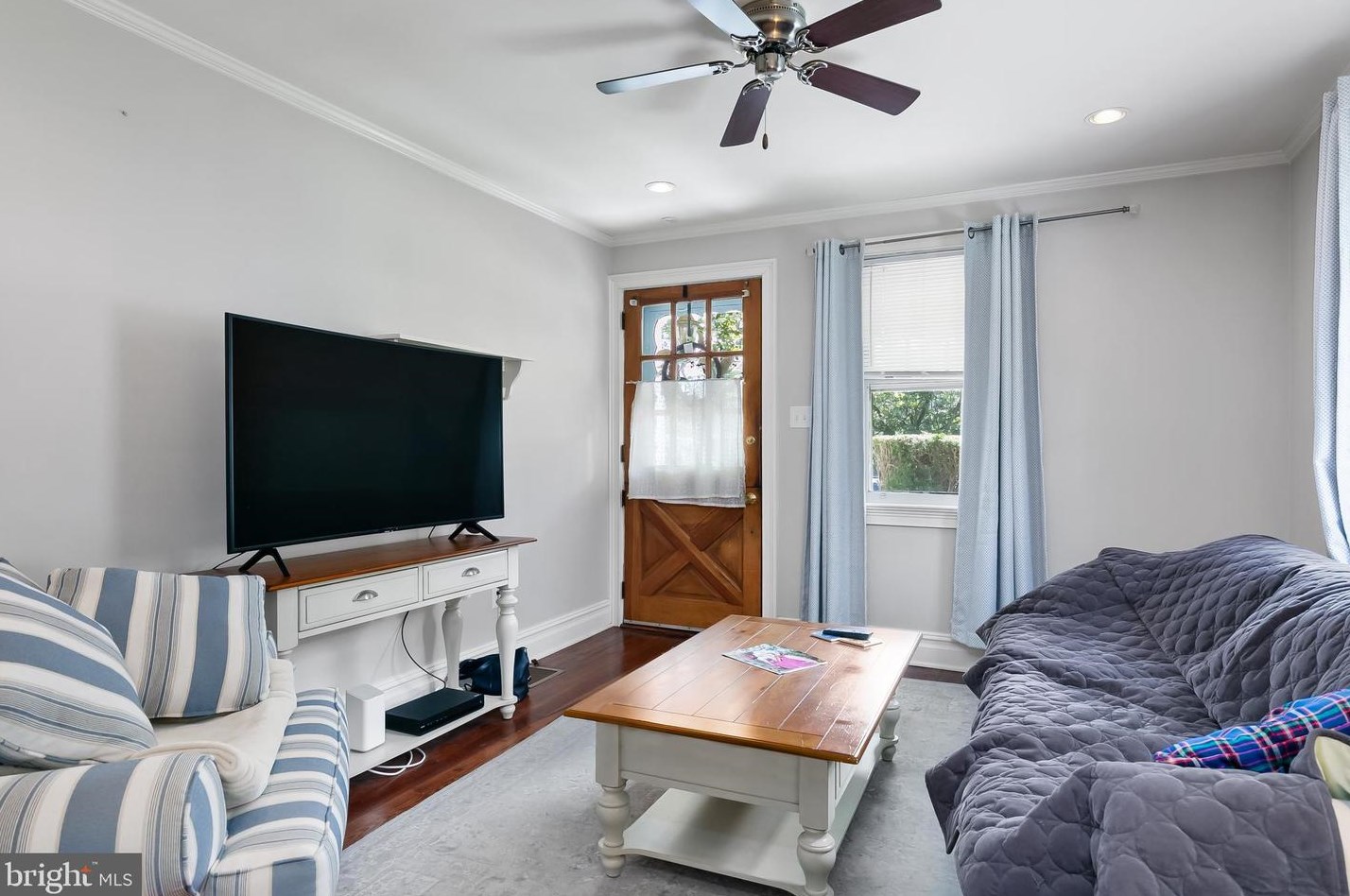 329 Washington Ave, Moorestown NJ 08057-1874 exterior