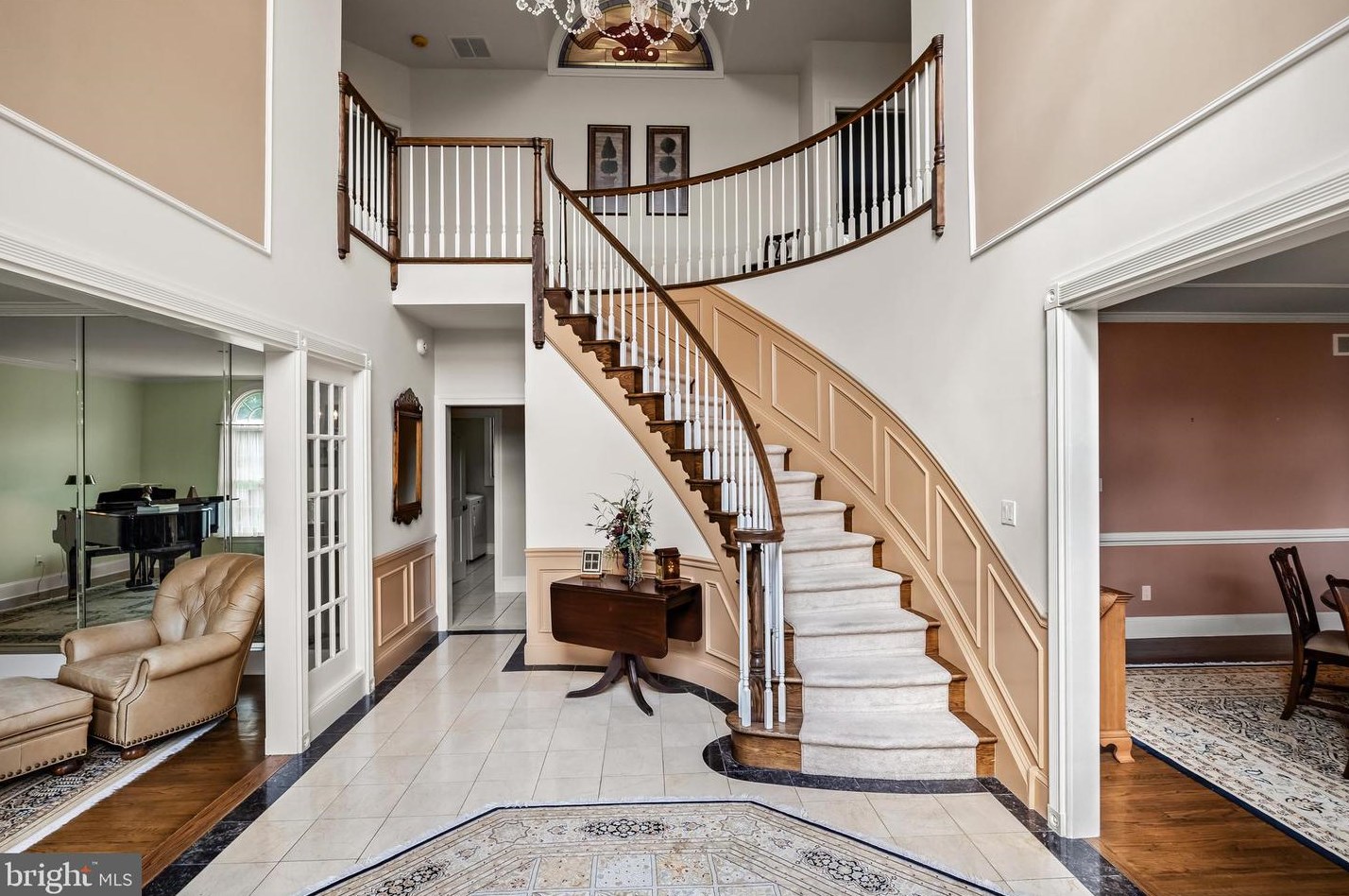 34 Cv Rd, Moorestown NJ 08057-3950 exterior