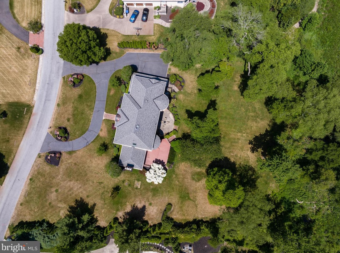 34 Cv Rd, Moorestown NJ 08057-3950 exterior