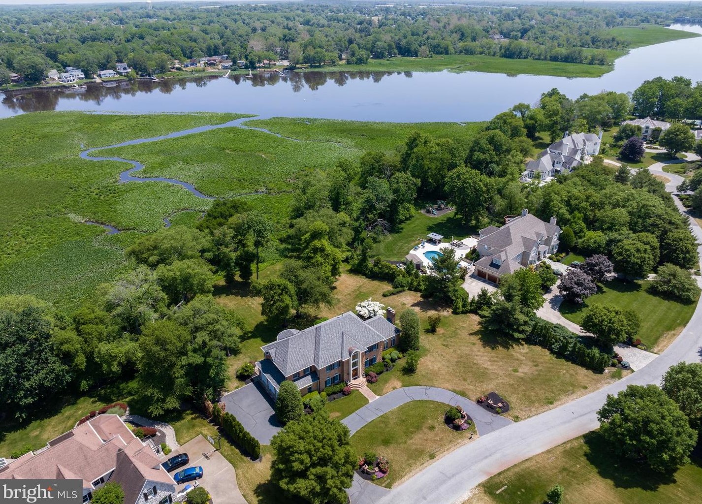 34 Cv Rd, Moorestown NJ 08057-3950 exterior