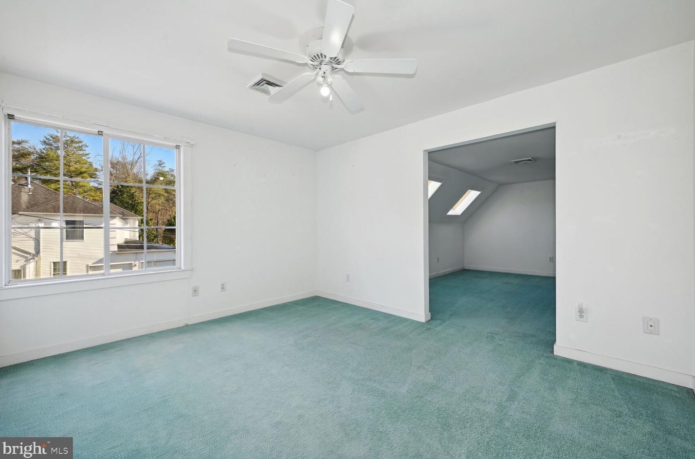 110 Dixontown Rd, Medford NJ  08055-9775 exterior