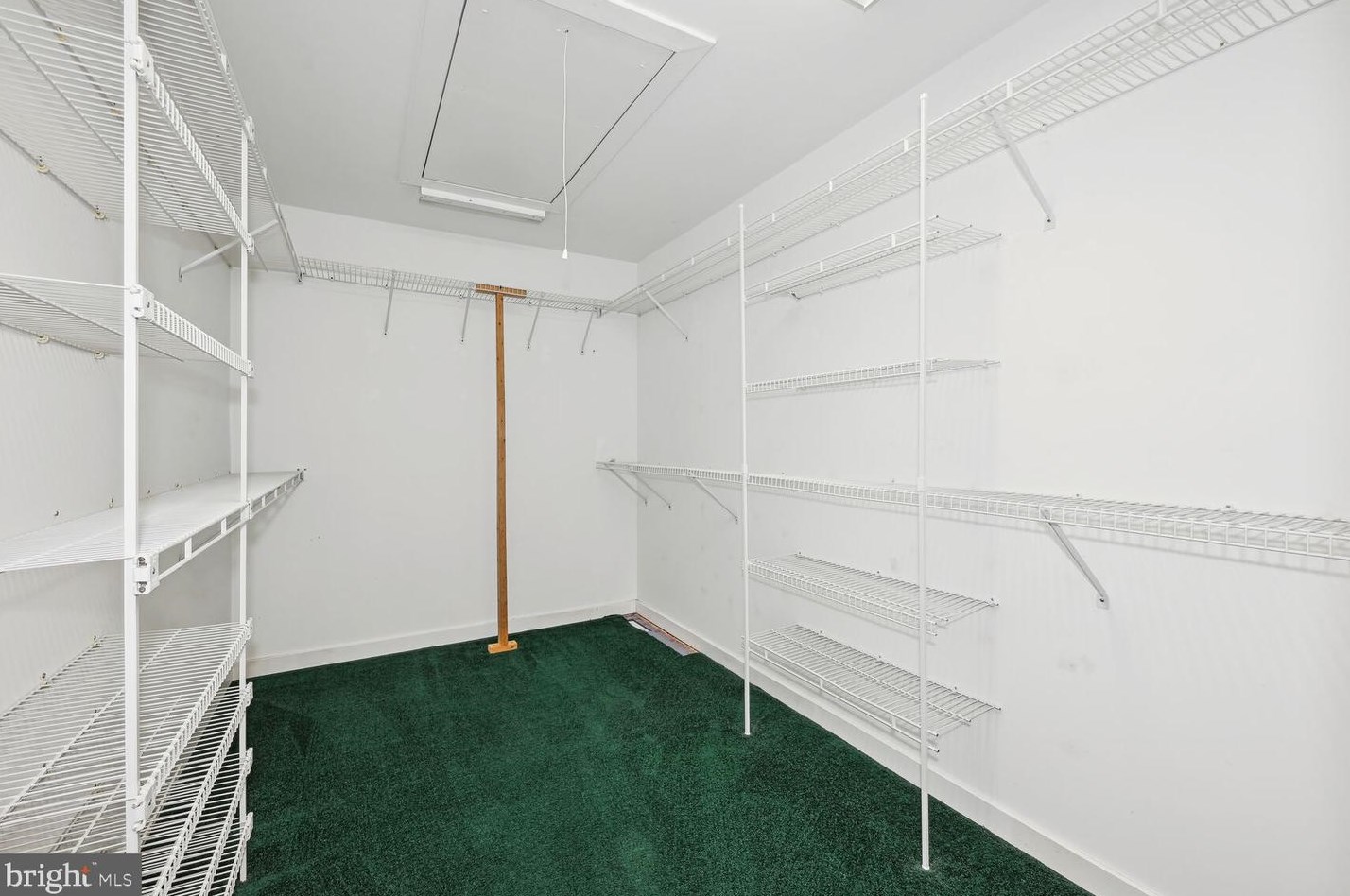 110 Dixontown Rd, Medford NJ  08055-9775 exterior