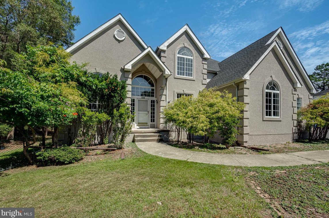 110 Dixontown Rd, Medford NJ  08055-9775 exterior