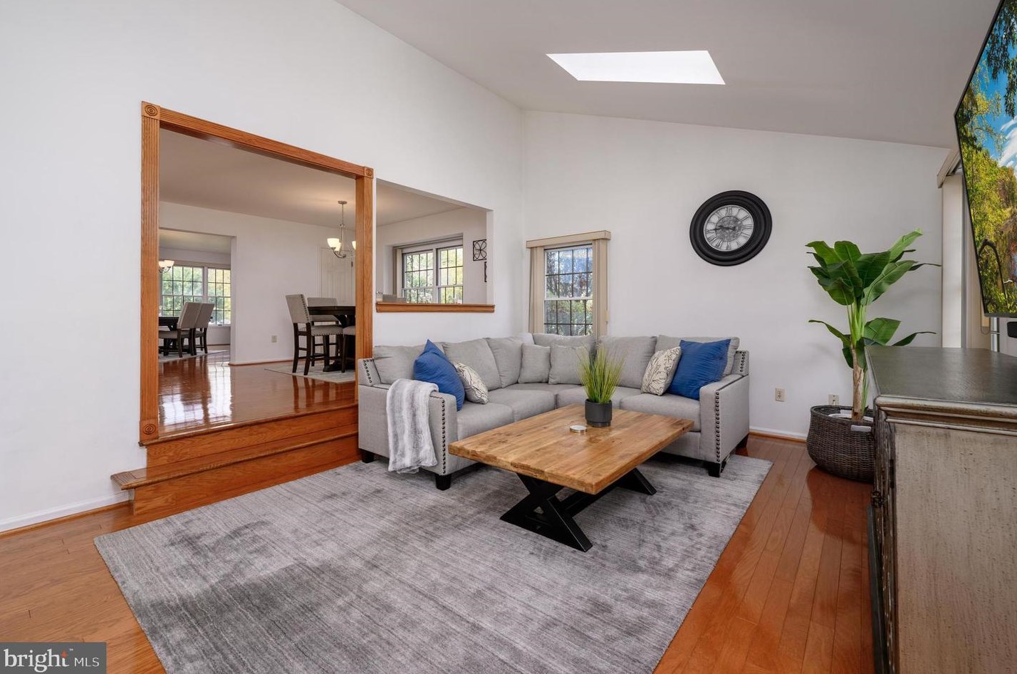 1 Edinburgh Ln, Mount Laurel NJ  08054-1203 exterior