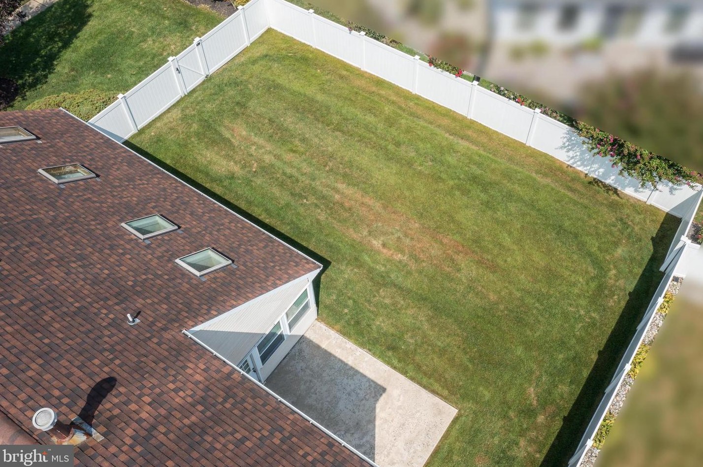 1 Edinburgh Ln, Mount Laurel NJ  08054-1203 exterior