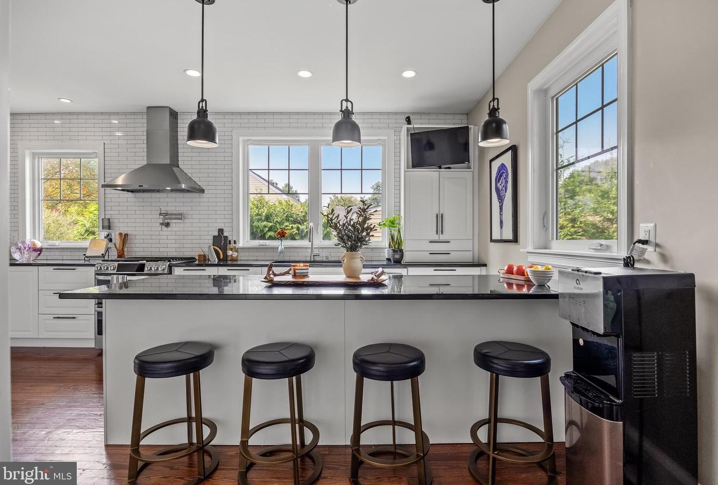 15 Maple Ave, Moorestown NJ 08057-1860 exterior