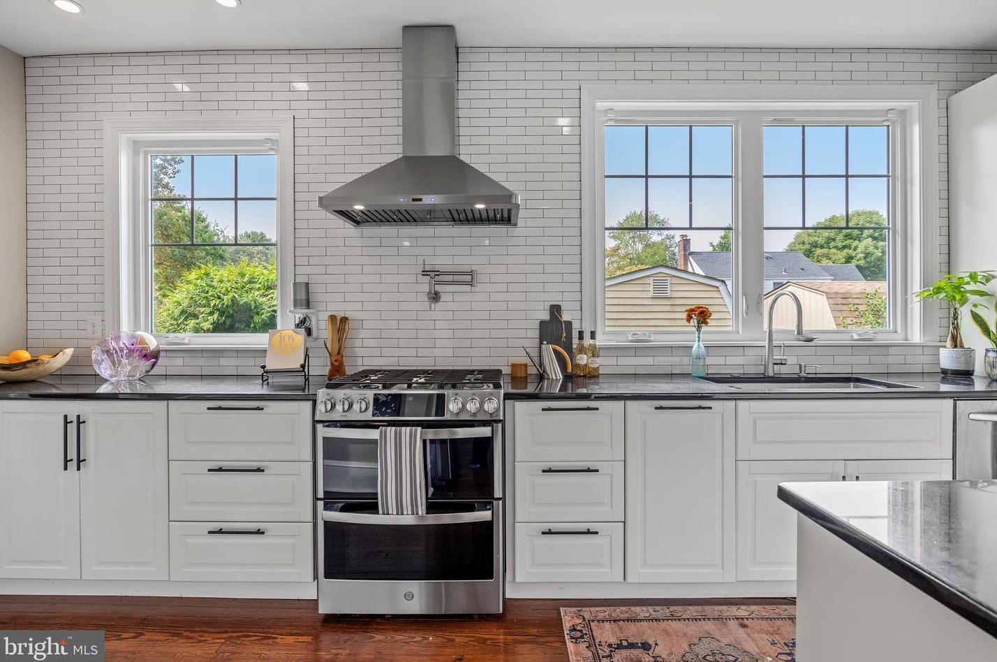 15 Maple Ave, Moorestown NJ 08057-1860 exterior