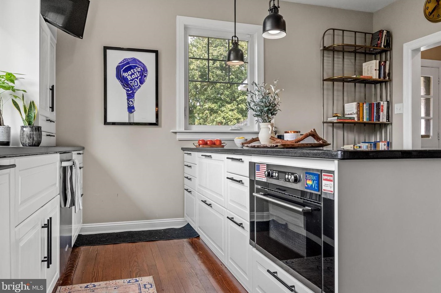 15 Maple Ave, Moorestown NJ 08057-1860 exterior