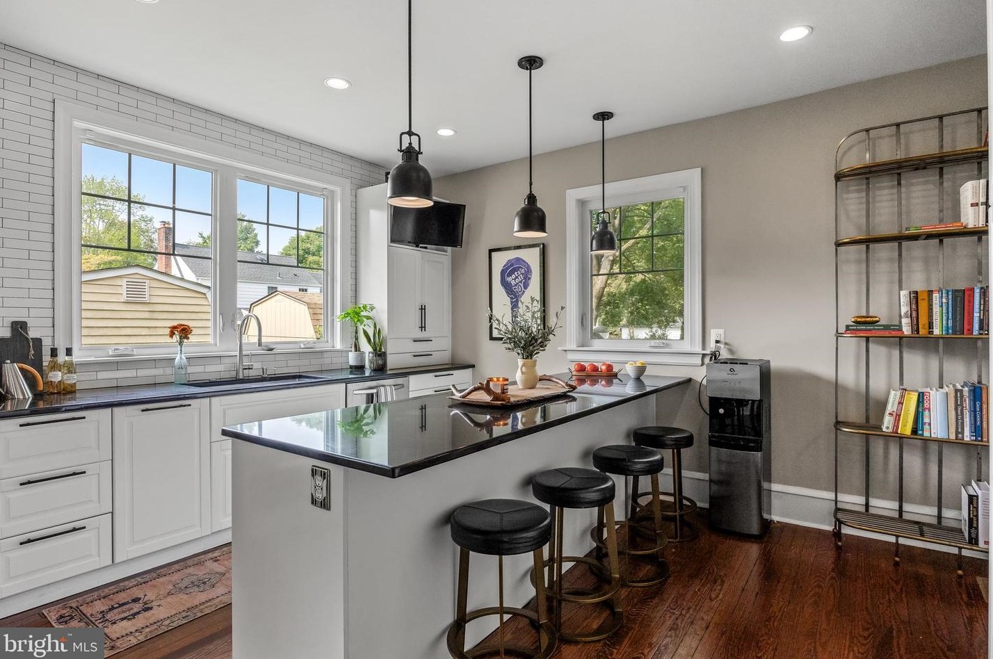 15 Maple Ave, Moorestown NJ 08057-1860 exterior