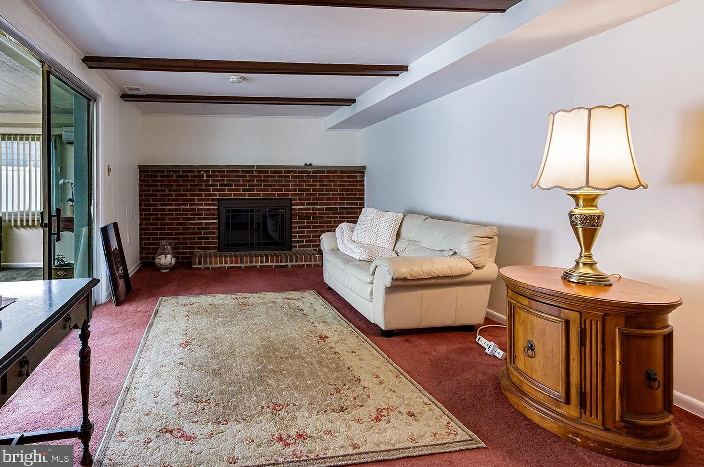 113 Beechwood Dr, Mount Laurel NJ  08054-1040 exterior