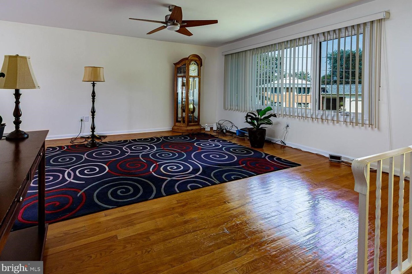 113 Beechwood Dr, Mount Laurel NJ  08054-1040 exterior