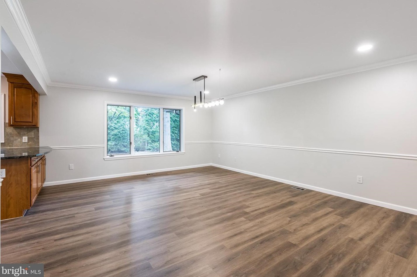 4304 Bridgeboro Rd, Moorestown NJ 08057-1417 exterior