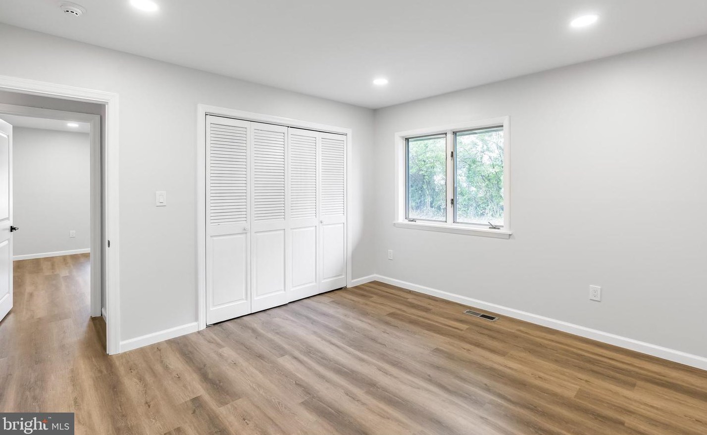 4304 Bridgeboro Rd, Moorestown NJ 08057-1417 exterior