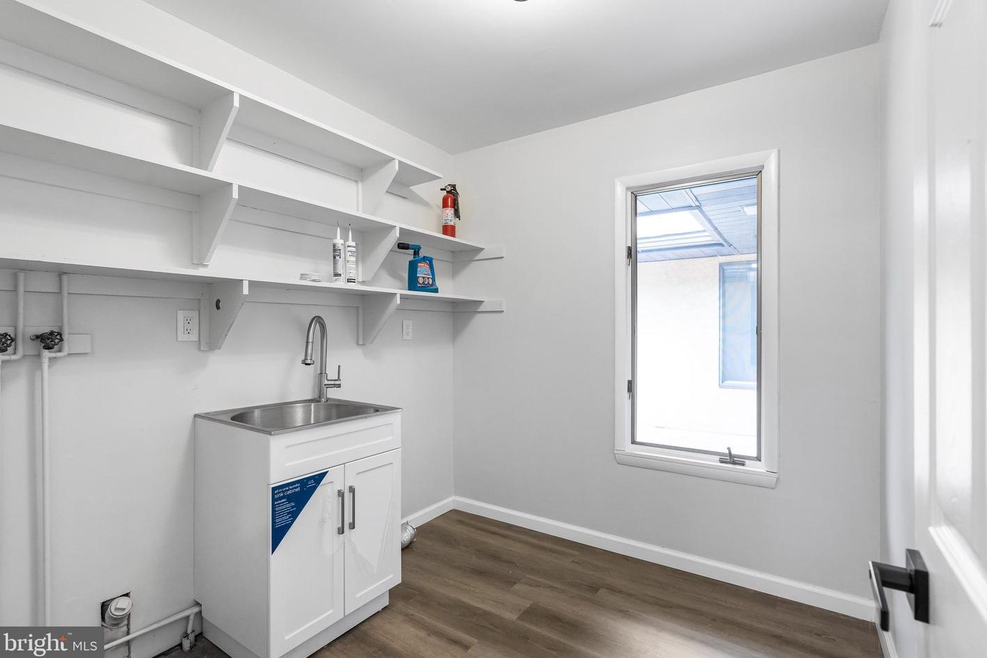 4304 Bridgeboro Rd, Moorestown NJ 08057-1417 exterior