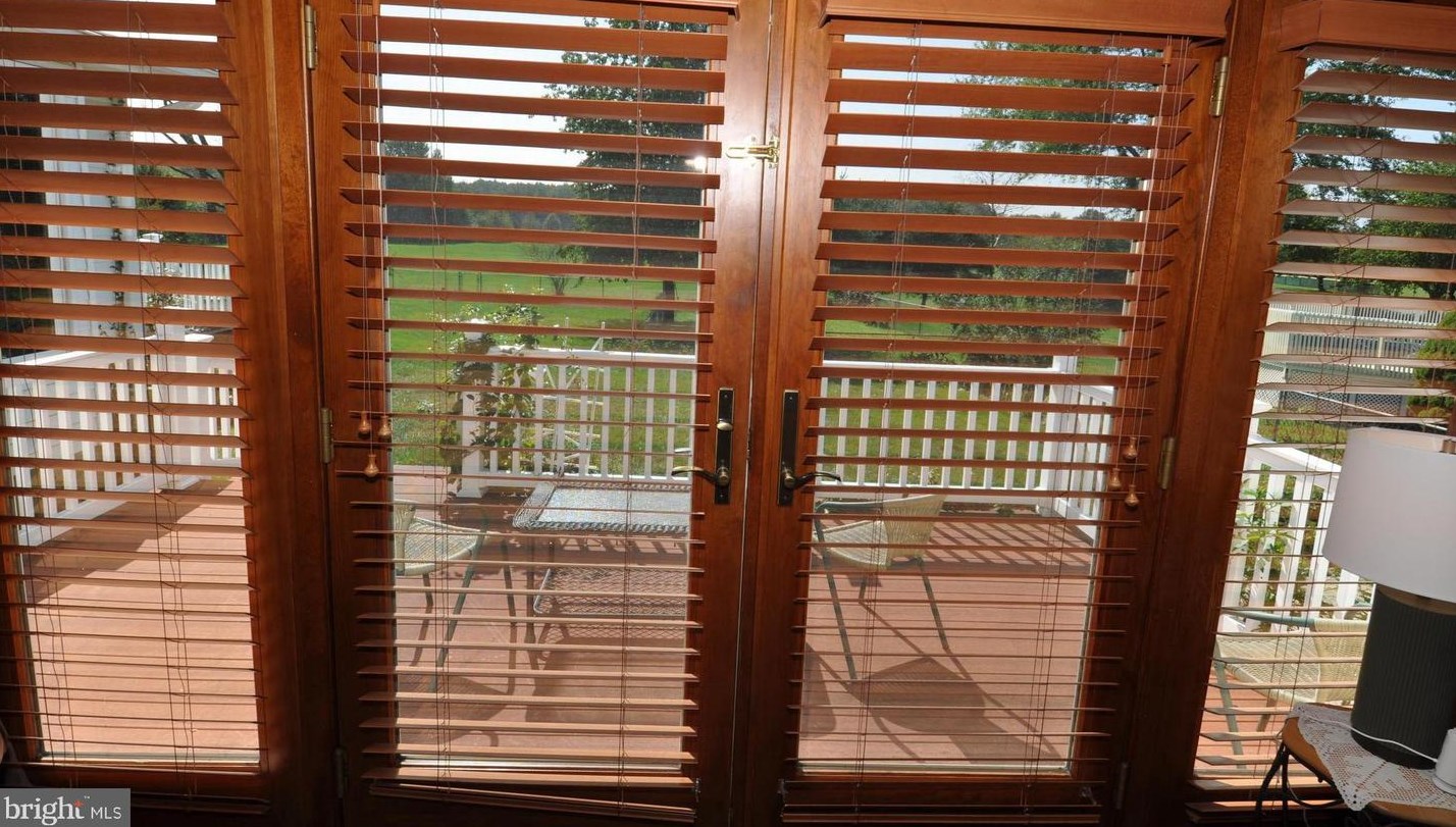 24854 Main St, Columbus NJ 08022-1339 exterior