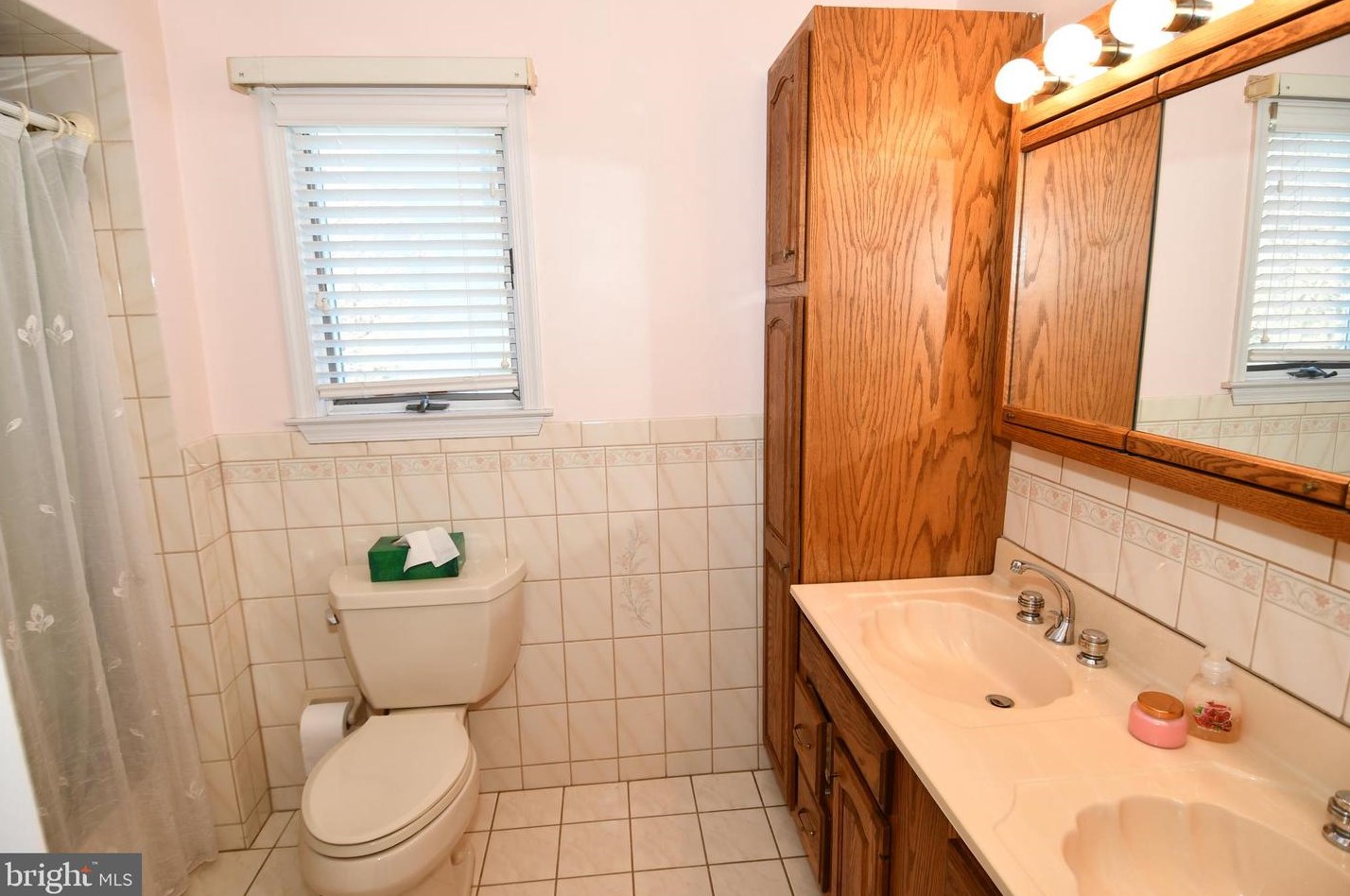 24854 Main St, Columbus NJ 08022-1339 exterior