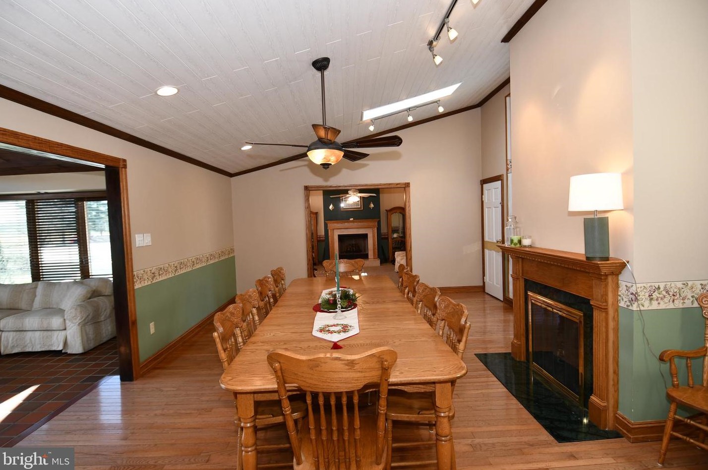 24854 Main St, Columbus NJ 08022-1339 exterior