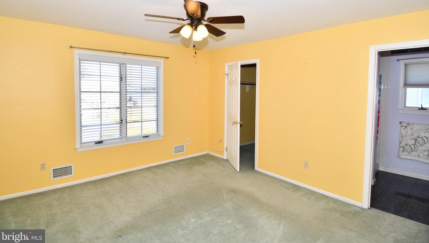 24854 Main St, Columbus NJ 08022-1339 exterior