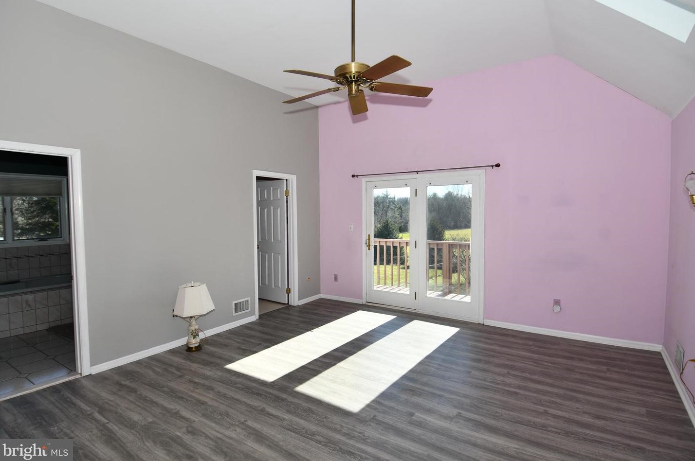 24854 Main St, Columbus NJ 08022-1339 exterior