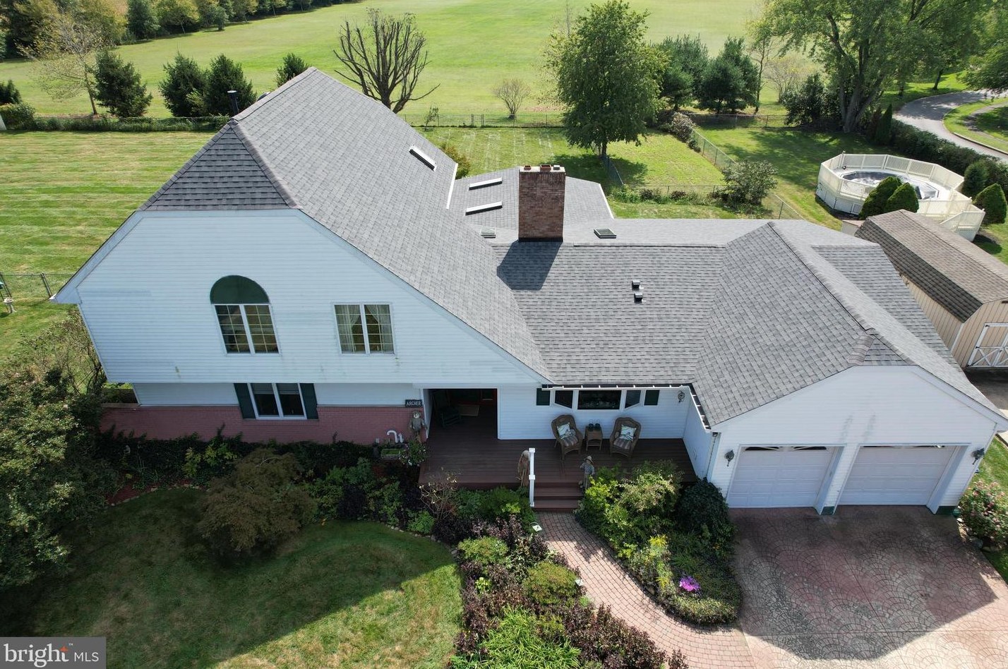 24854 Main St, Columbus NJ 08022-1339 exterior